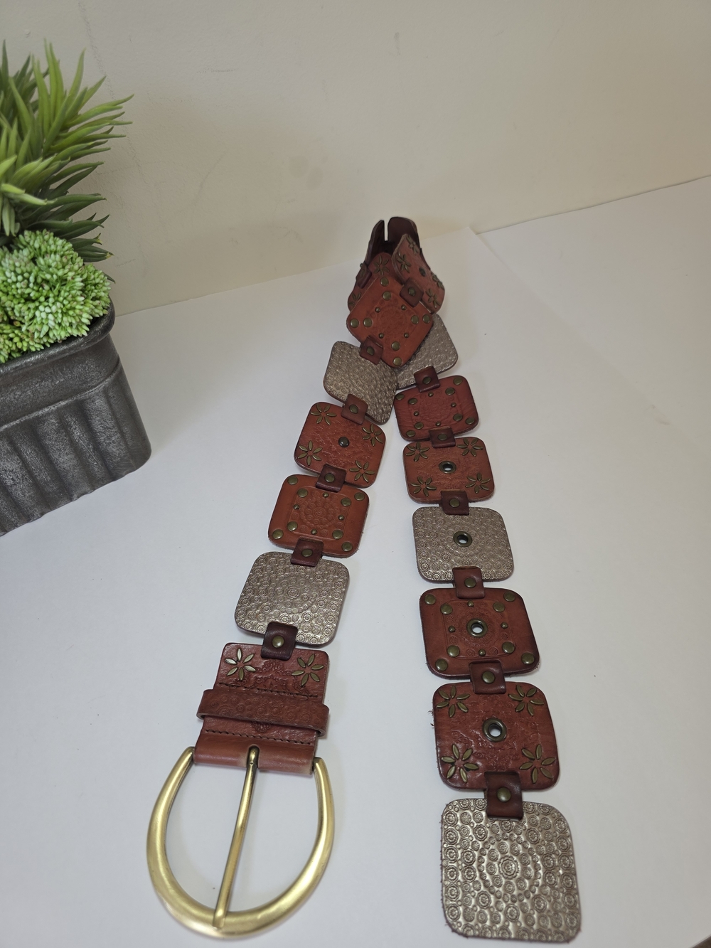 Vintage Fossil Genuine Leather Wide Patchwork Embellished Belt Brass Buckle - Picture 8 of 10